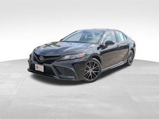 Certified 2023 Toyota Camry SE image 1