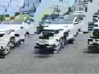 Used 2025 Honda CR-V LX image 1