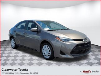 Used 2019 Toyota Corolla LE image 1