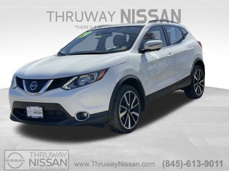 Used 2019 Nissan Rogue Sport SL w/ Premium Package image 1