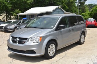 Used 2020 Dodge Grand Caravan SE image 1