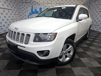 Used 2016 Jeep Compass Latitude image 1