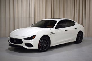 Used 2022 Maserati Ghibli Modena Q4 image 1