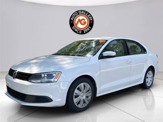 Used 2011 Volkswagen Jetta SE image 1