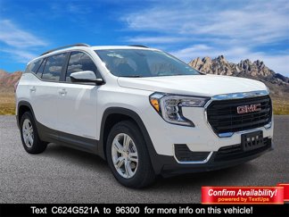 Used 2024 GMC Terrain SLE w/ Driver Convenience Package image 1
