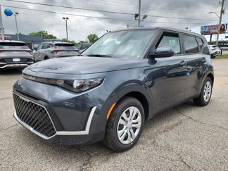 New 2025 Kia Soul LX image 1