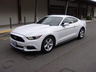 Used 2017 Ford Mustang Coupe image 1