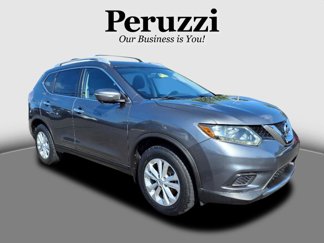 Used 2014 Nissan Rogue SV image 1