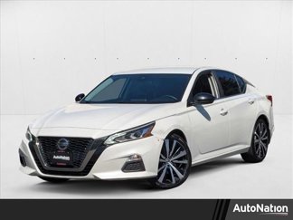 Used 2020 Nissan Altima 2.5 SR image 1