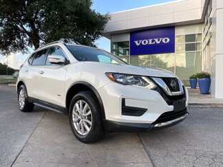Used 2018 Nissan Rogue SV image 1