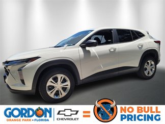 Used 2024 Chevrolet Trax LS image 1