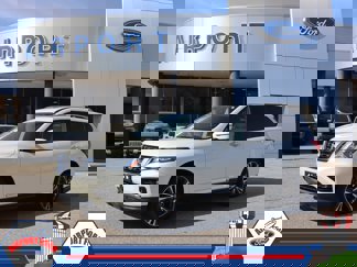 Used 2019 Nissan Pathfinder Platinum image 1