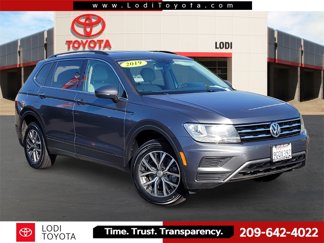 Used 2019 Volkswagen Tiguan SEL image 1