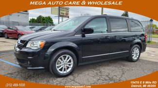 Used 2020 Dodge Grand Caravan SXT image 1