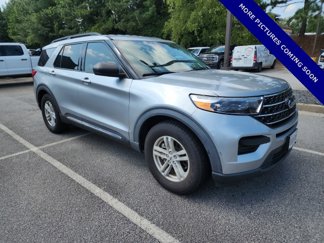 Used 2021 Ford Explorer XLT image 1