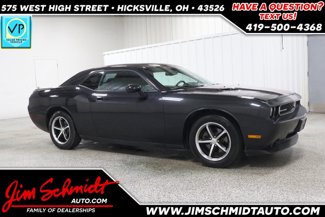 Used 2010 Dodge Challenger SE image 1