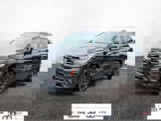 Used 2022 Volkswagen Tiguan SE image 1