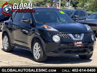 Used 2016 Nissan Juke SV image 1