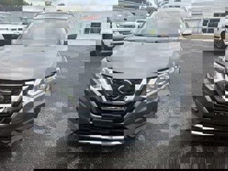 Used 2019 Nissan Rogue SV video 1