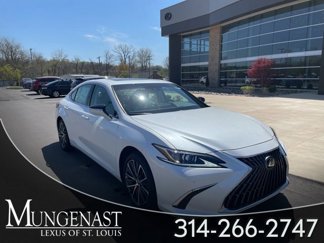 New 2025 Lexus ES 350 w/ Premium Package image 1