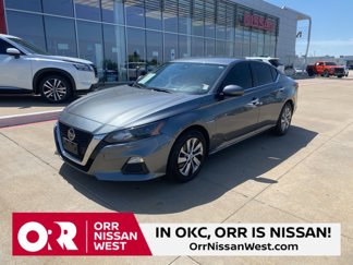 Used 2022 Nissan Altima 2.5 S image 1