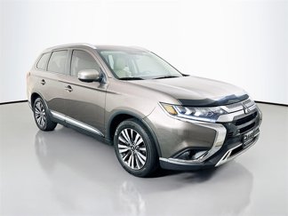 Used 2019 Mitsubishi Outlander SEL video 1