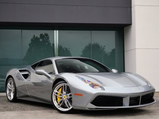 Used 2018 Ferrari 488 GTB image 1