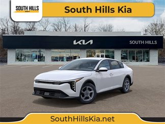 New 2025 Kia K4 LXS image 1