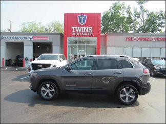 Used 2019 Jeep Cherokee Limited image 1