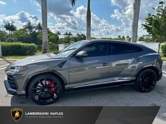 Used 2022 Lamborghini Urus image 1