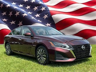 Used 2023 Nissan Altima 2.5 SV image 1