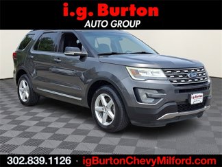 Used 2017 Ford Explorer XLT image 1