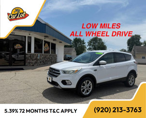 Used 2017 Ford Escape SE image 1