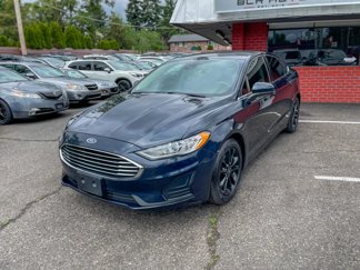 Used 2020 Ford Fusion SE image 1
