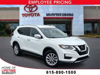 Used 2020 Nissan Rogue SV image 1