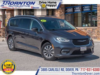 Used 2021 Chrysler Pacifica Touring-L image 1