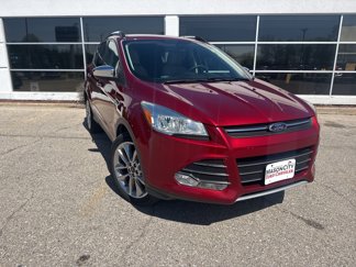 Used 2015 Ford Escape SE w/ SE Chrome Package image 1