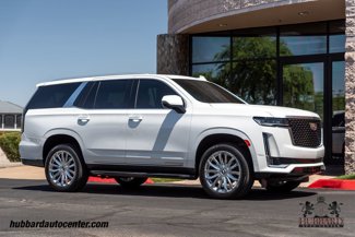 Used 2023 Cadillac Escalade Premium Luxury image 1