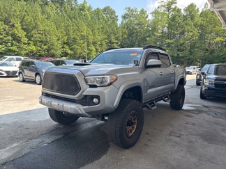 Used 2016 Toyota Tacoma TRD Sport image 1