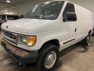 Used 2001 Ford E-250 and Econoline 250 image 1