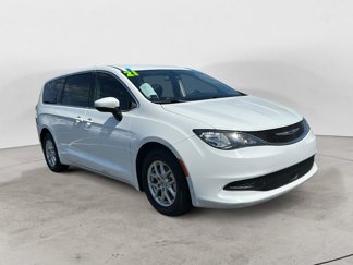 Used 2021 Chrysler Voyager LX image 1