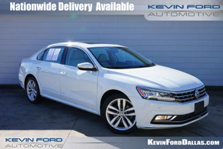 Used 2018 Volkswagen Passat 2.0T SE image 1