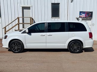Used 2016 Dodge Grand Caravan SXT image 1