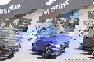 New 2025 Hyundai Elantra Limited image 1