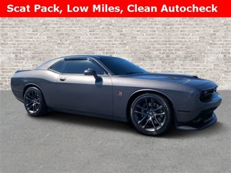 Used 2021 Dodge Challenger R/T Scat Pack image 1