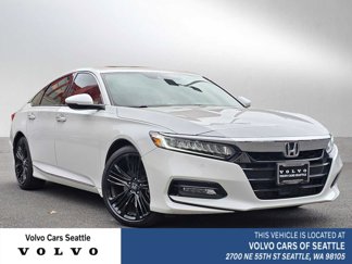 Used 2018 Honda Accord Touring image 1
