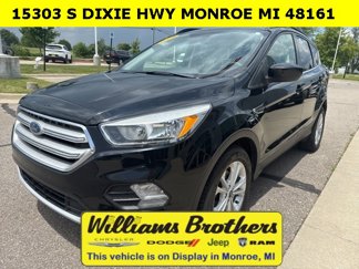Used 2018 Ford Escape SE w/ SE Sync 3 Package image 1