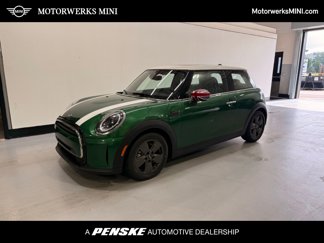 Used 2024 MINI Cooper 2-Door Hardtop w/ Signature Upholstery Package image 1