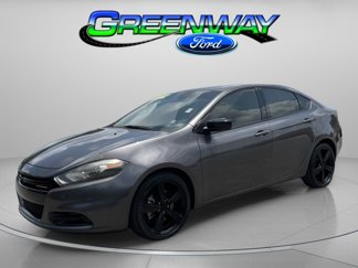 Used 2015 Dodge Dart SXT image 1