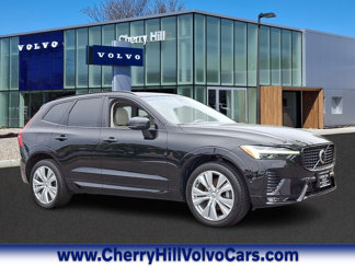 Certified 2023 Volvo XC60 B5 Plus w/ Climate Package image 1